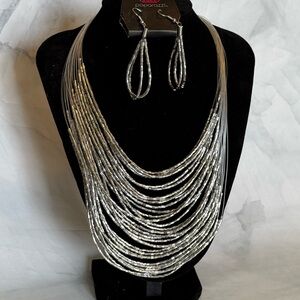 Paparazzi Silver Seed Bead